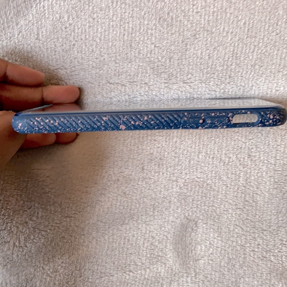 iPhone X Otterbox Case - Picture 2 of 3